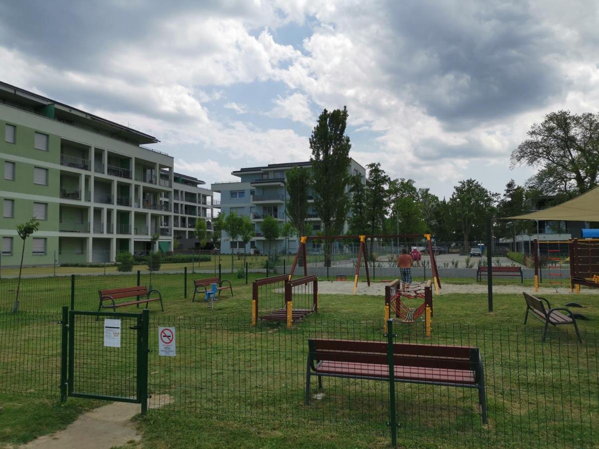Vizpart Honved Apartman Balatonlelle Bagian luar foto
